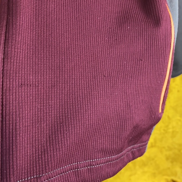 The North Face Burgundy Flight Series Jacket sz L - Picture 11 of 15